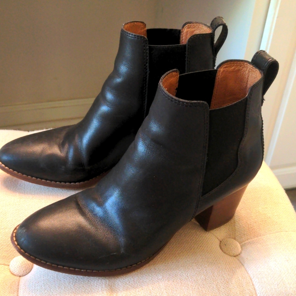 Madewell Chelsea Boots